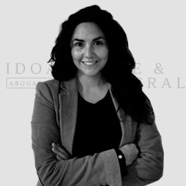 Idoate & Peral Abogados, Valentina Vargas